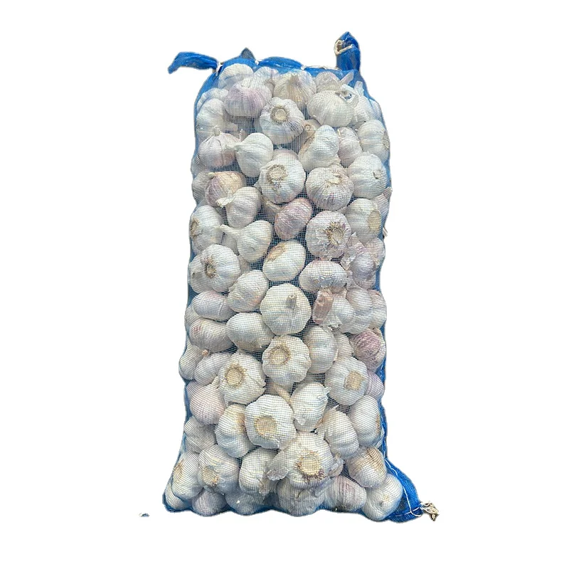 2024 white garlic chinese supplier 6.0 5.5 cm size cheap market price red white garlic for sale