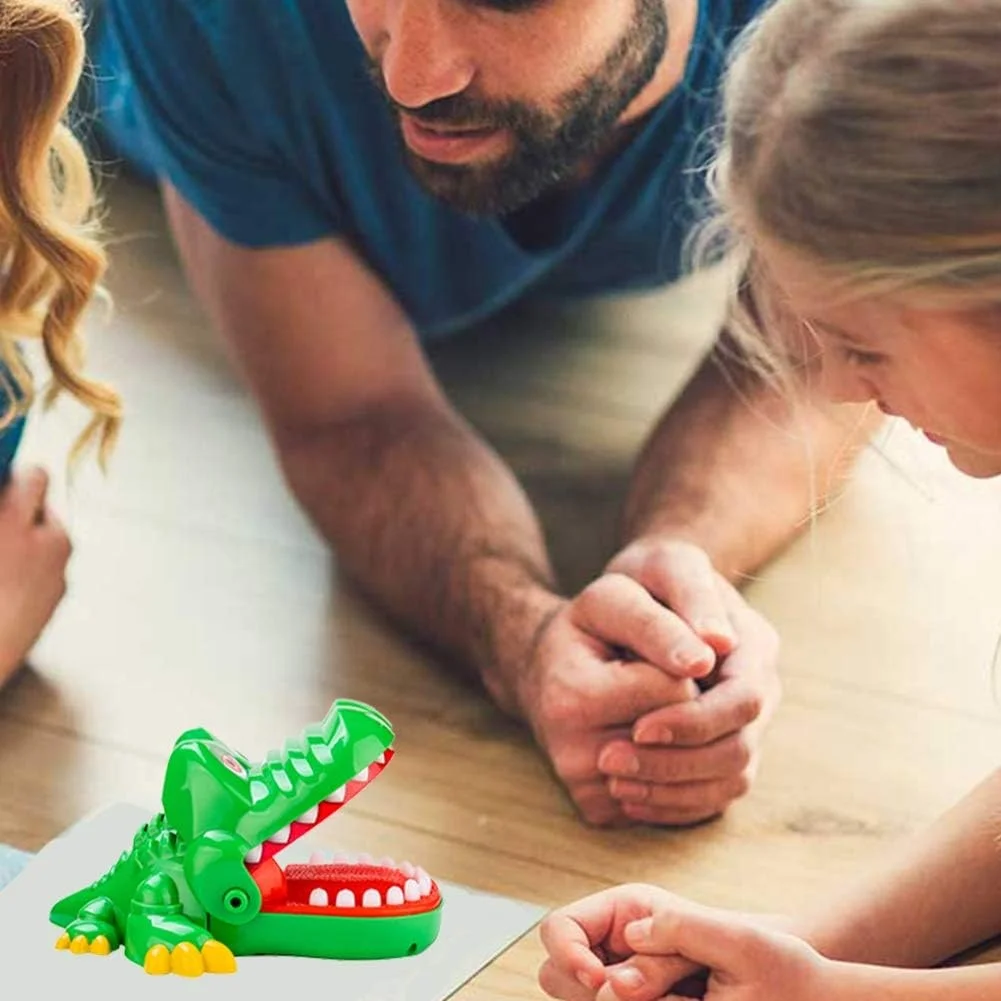 New Hot Selling Wholesale Kids Fidget Sensory Toy Funny PVC Party Toy Ishian Crocodile Teeth Toy Dentist Bite Finger Game