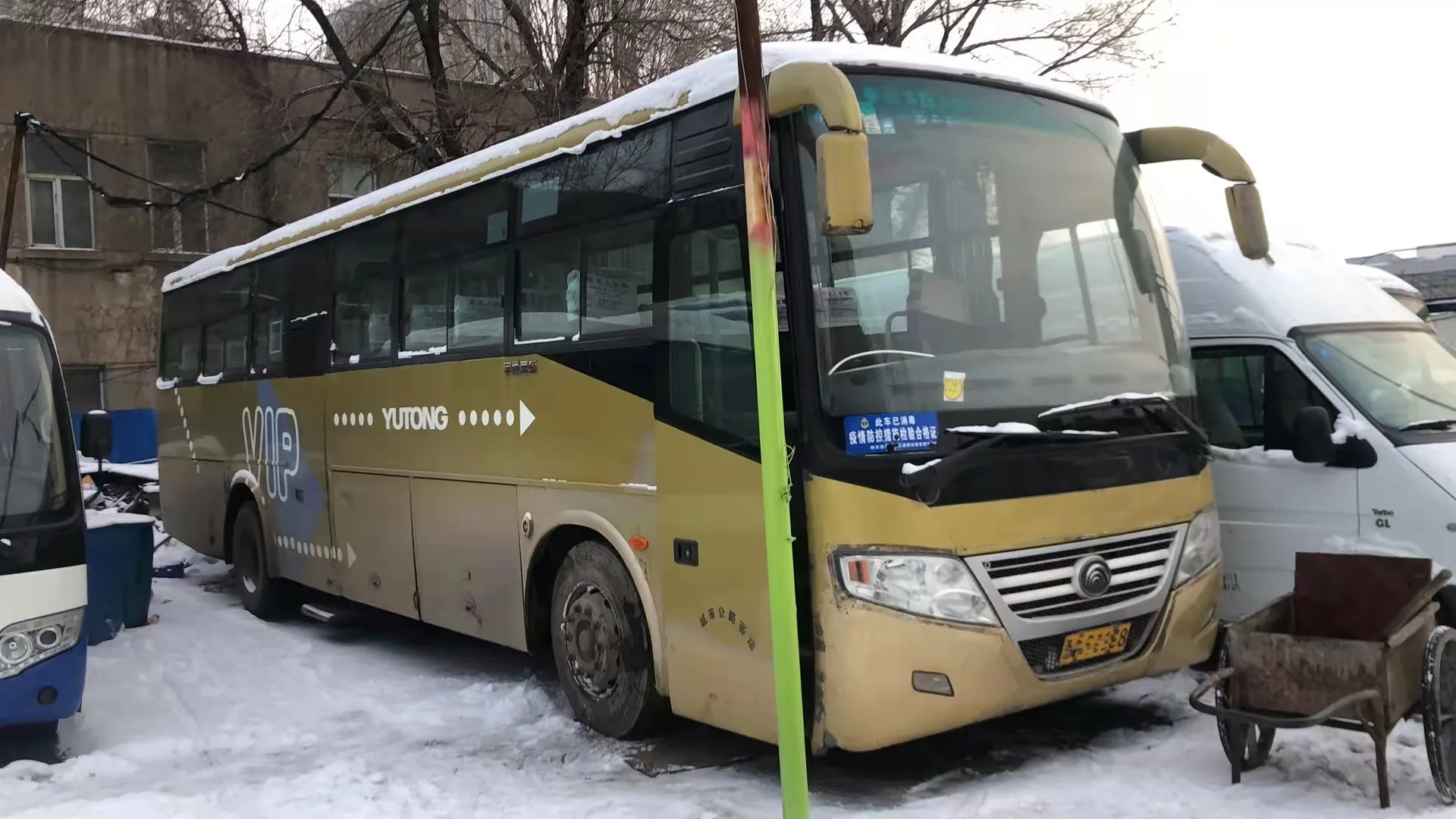 Автобус б/у для продажи ZK6112D роскошный городской автобус на 24-54 места и 2011 модельный год городских путешествий