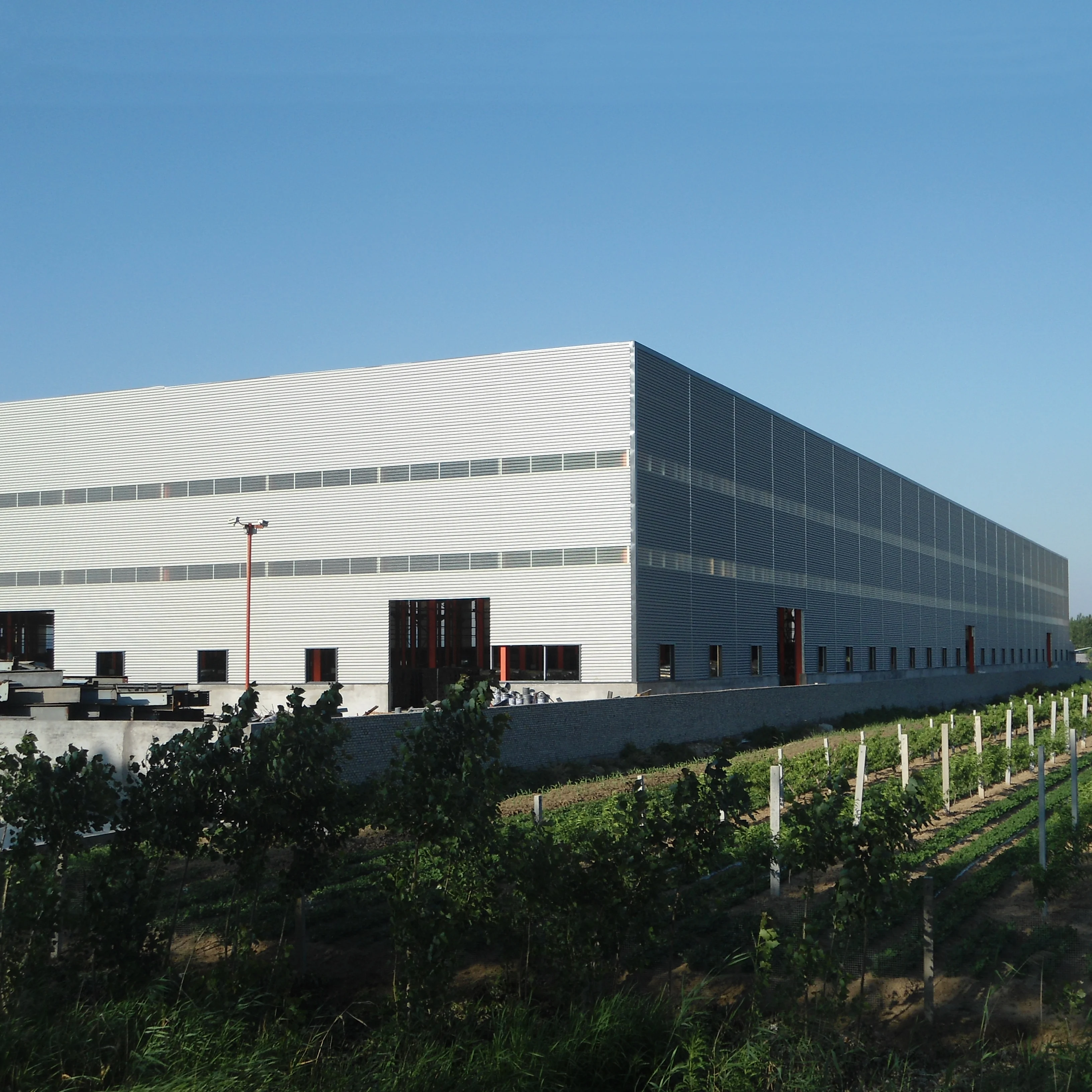 China High Quality Prefabricated Building Mobile Modular Design Quality Steel Structure Hall / Warehouse / Workshop / Hangar