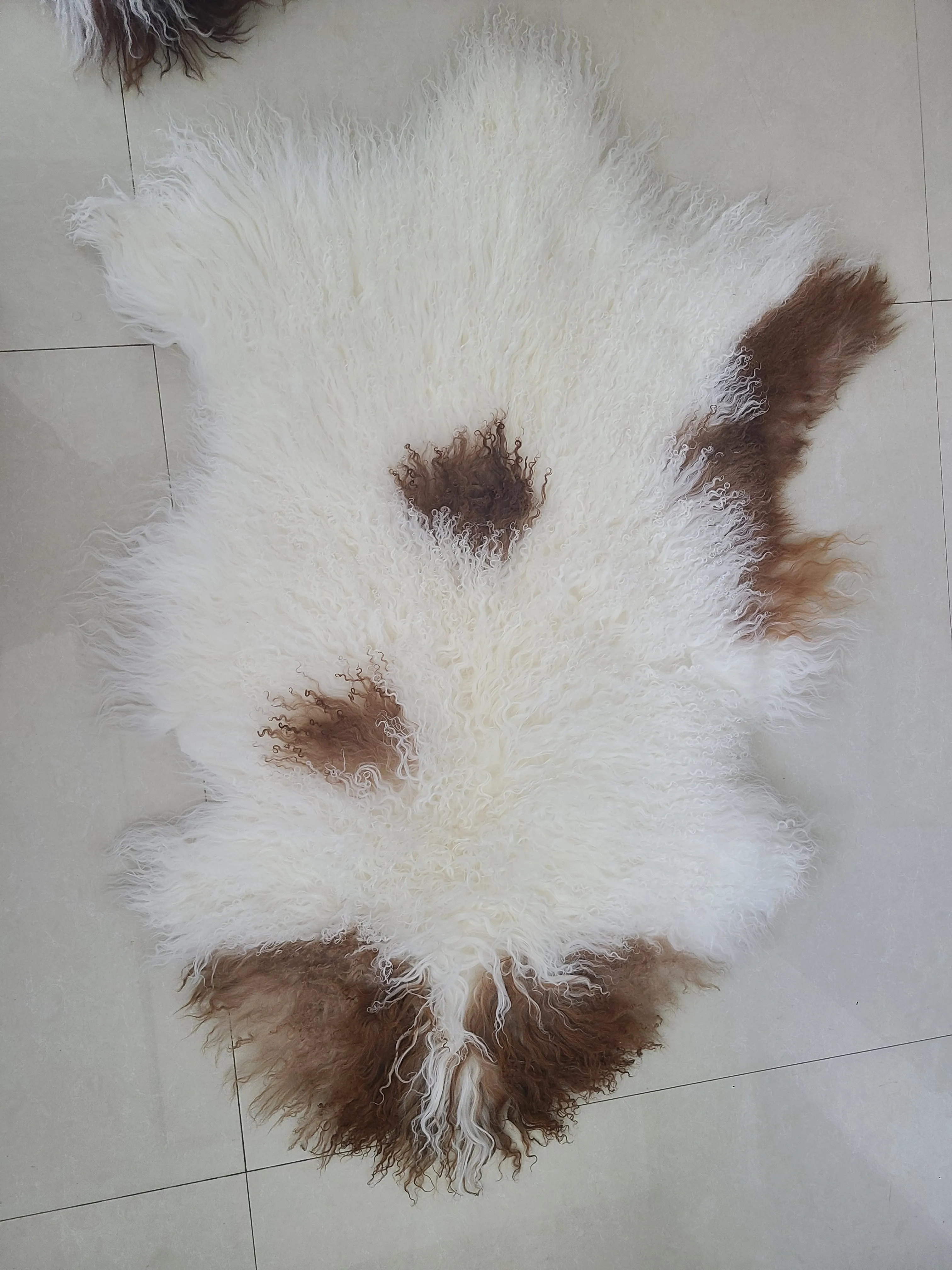 Natural spots Tibetan lambskin rug Tibetan Mongolian lamb Fur carpet