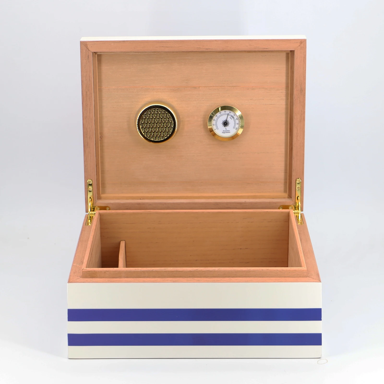 Manufacturer Supplier Cuban Flag Cigar Wooden Box Cigar Humidor Storage Cigar Accessories