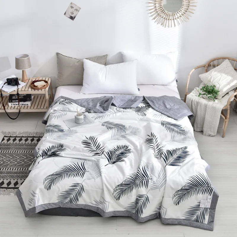Wholesale Custom Luxury Printed Microfiber Cotton Cooling Fiber Quilt Quilts Floral Bedspreads Bedspread Sets For Summer Home