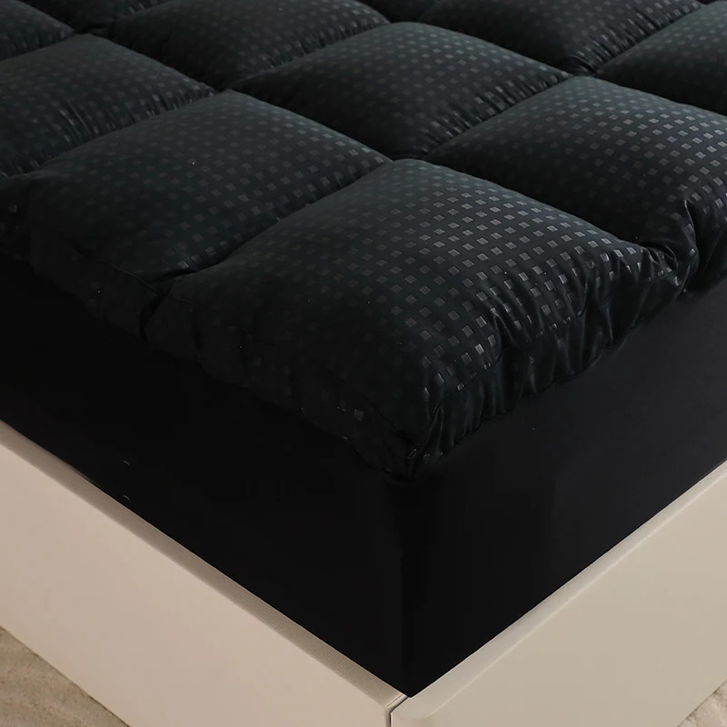 100% Polyester 700GSM Mattress Pad in Black Dark Grey Blue White Skirt-Bedspreads Coverlets Twin Full Queen King Sizes Home Use