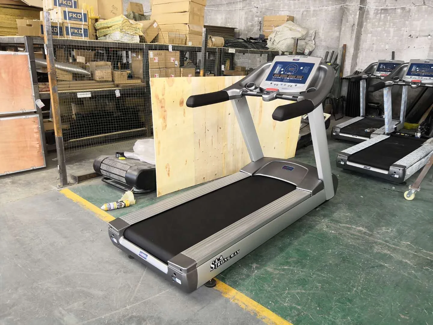 commercial motorized treadmill fitness heavy duty running machine touch screen treadmill Gym Fitness Equipment Running Machine