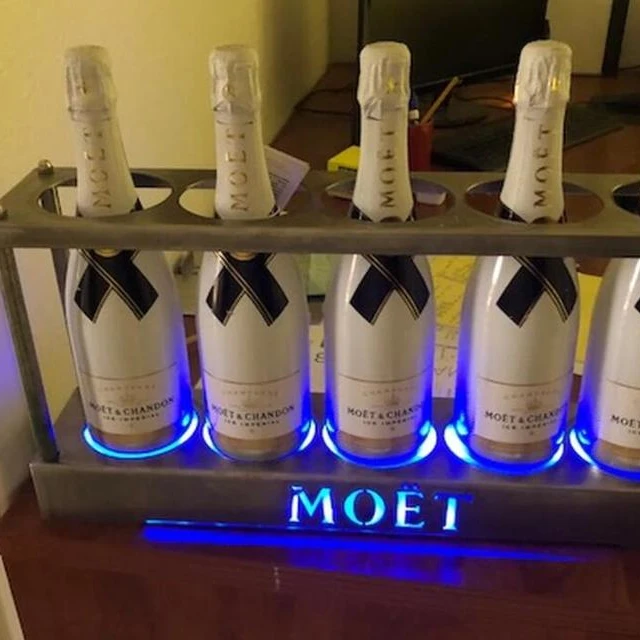 VIP CUSTOMIZE BOTTLE SERVICE  PRESENTER SIGN