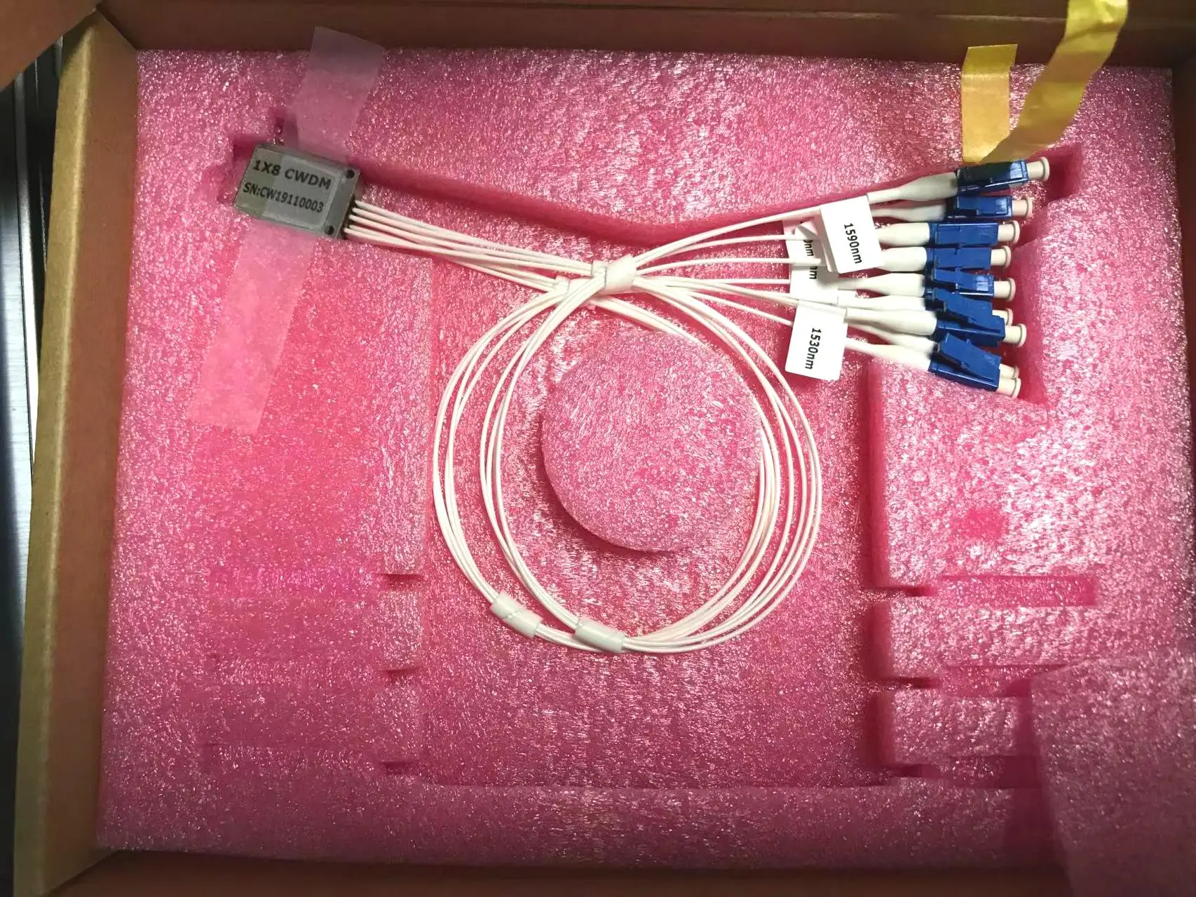 8 channels 1270-1610nm 1.6 dB IL ultra compact CWDM mux demux device