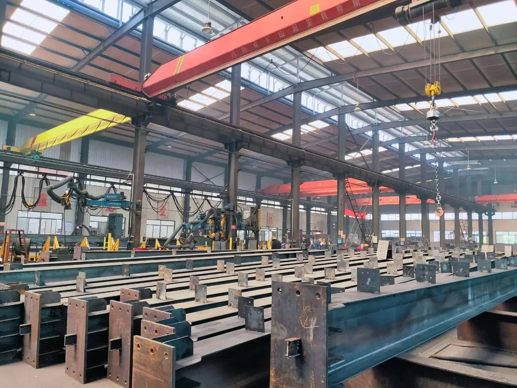 Factory direct sales H-beam steel bridge building structure I-beam steel structure welded hot-rolled I-beam