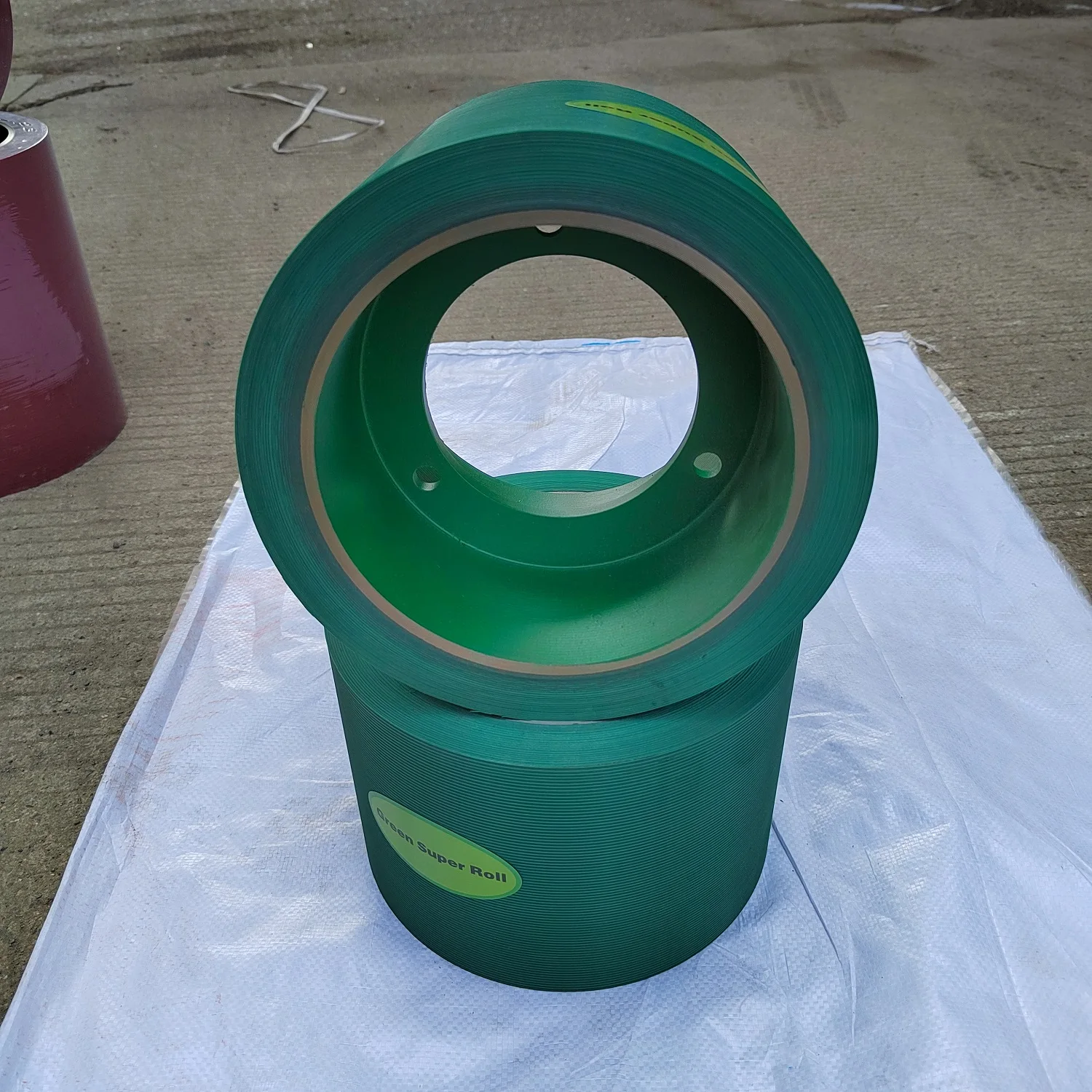 Hot sale 6 inch rice rubber rollers, 6 inch rice huller rubber rollers, 6 inch rice husker rollers on iron drum