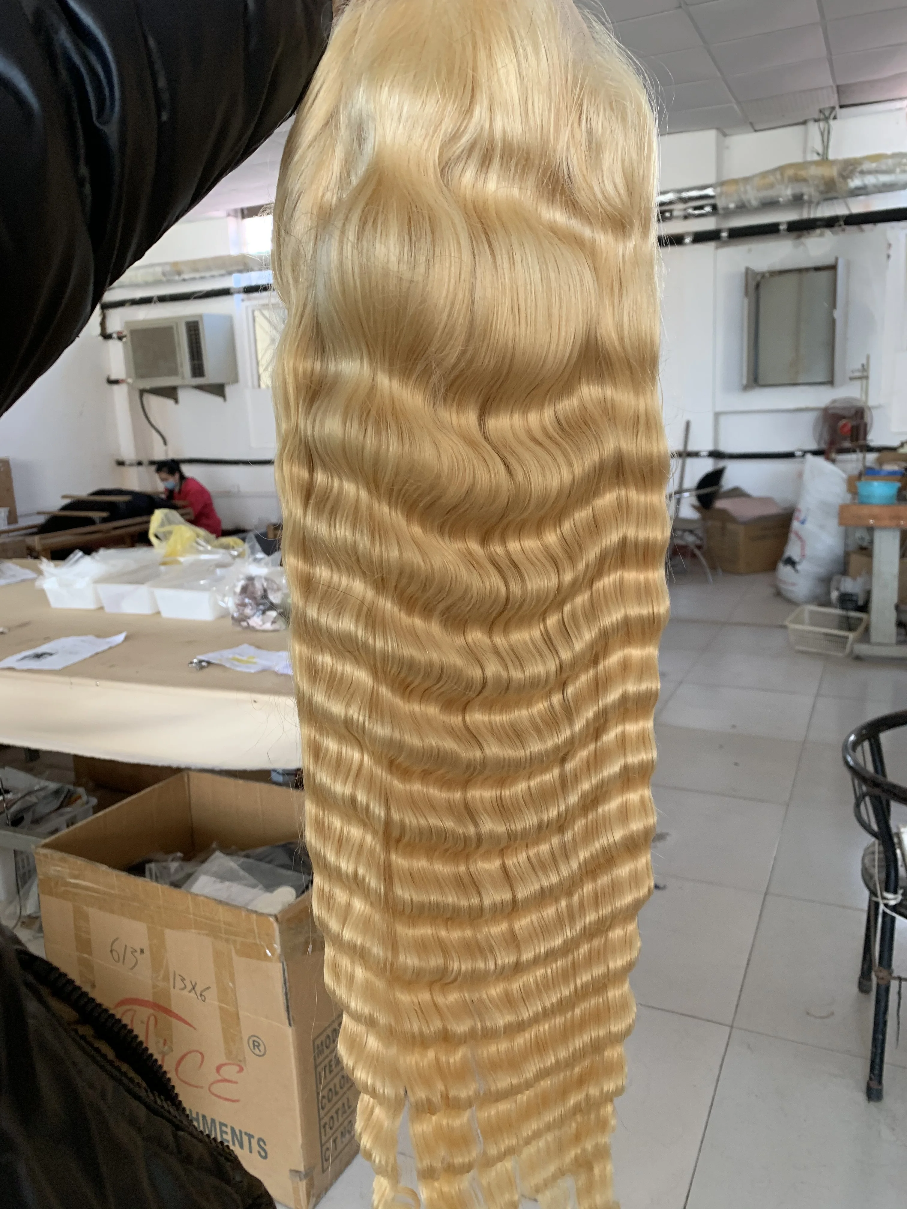 Wholesale deep wave 613 frontal wig in stock