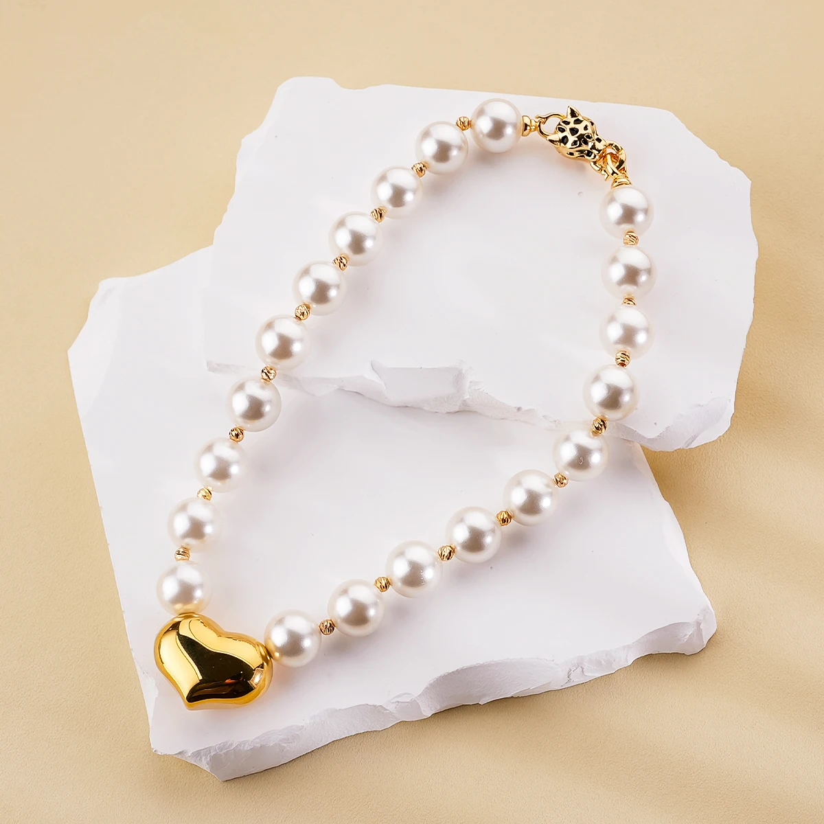 Luxury 18K Gold Plated Leopard Lariat Heart Charms Imitation Pearl Pendant Necklace Jewelry For Women