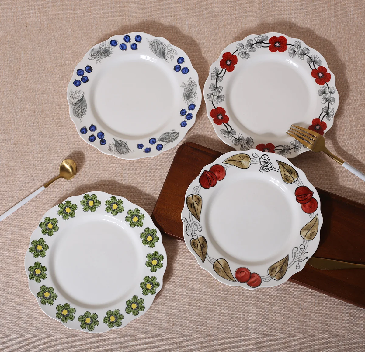 Custom Logo Metro Dining Plate Irregular French Dessert Plate Breakfast Plate High Beauty Household Antique Ceramic Tableware