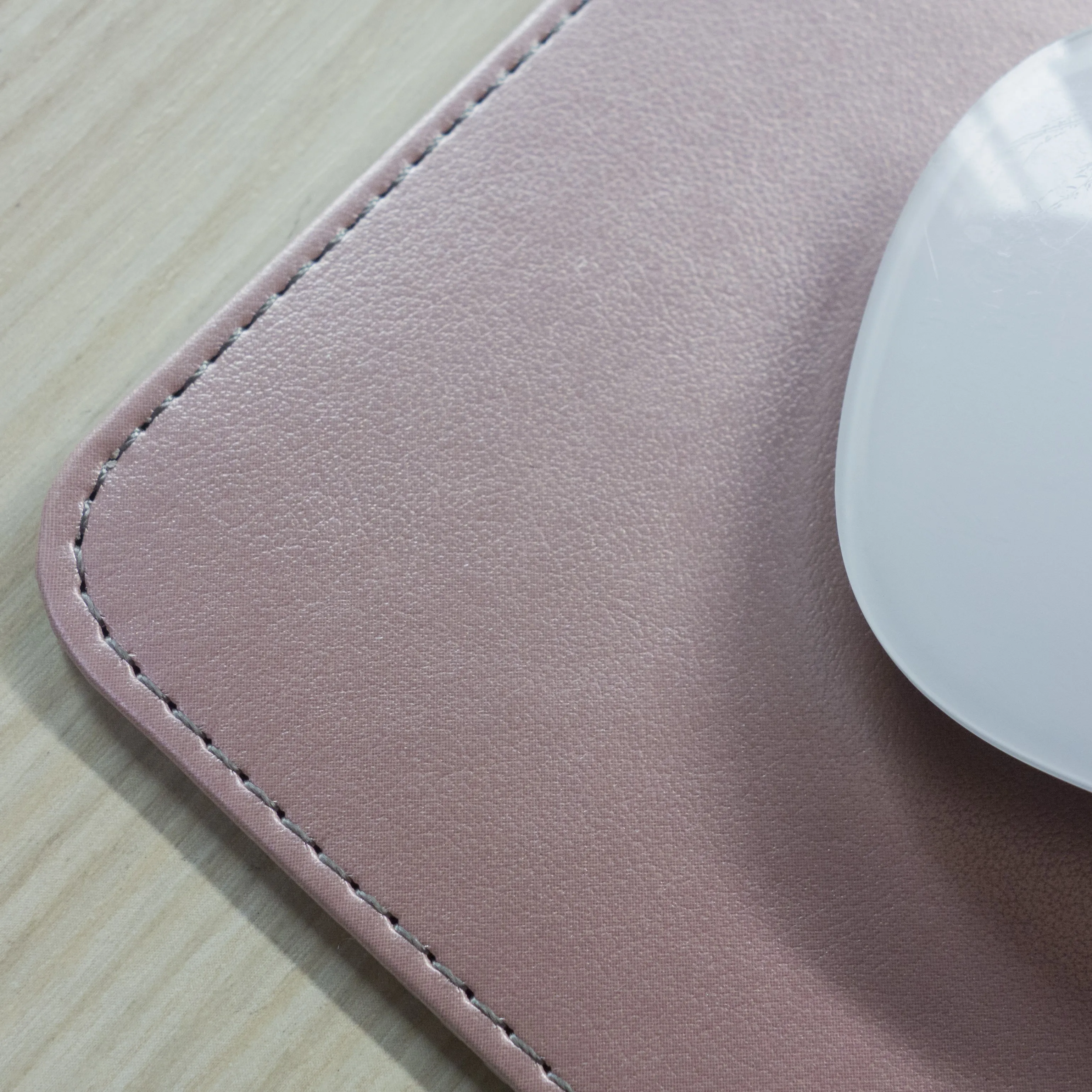 Mat For Gamer Office & Home Rgb Pvc Hard Playmat Card Game Charge With Wrist Rest 3d Pad Mouse Anime