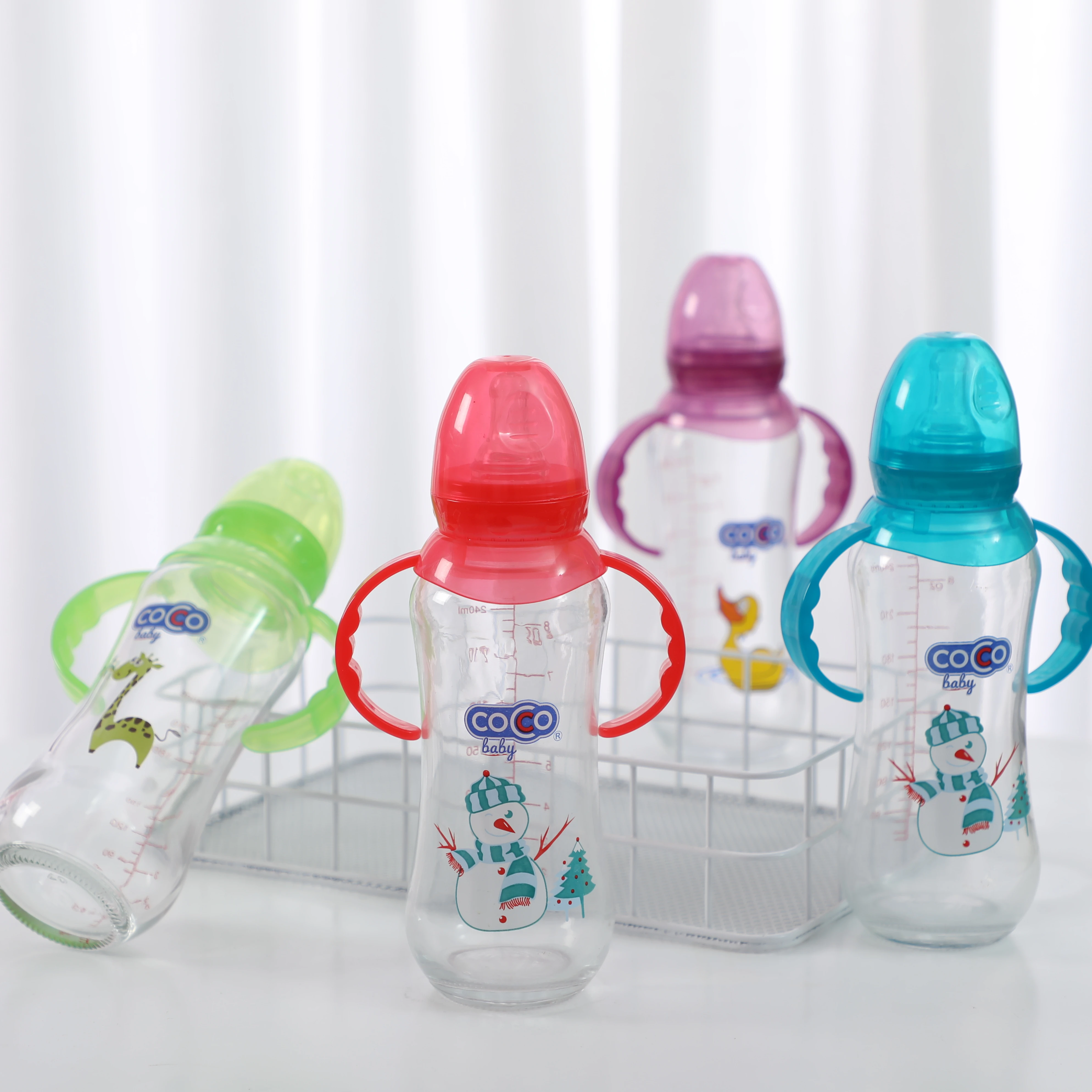 Wholesale 250ML  BPA Free silicone baby feeding bottle Glass Milk Bottle Hands Free Baby Bottle