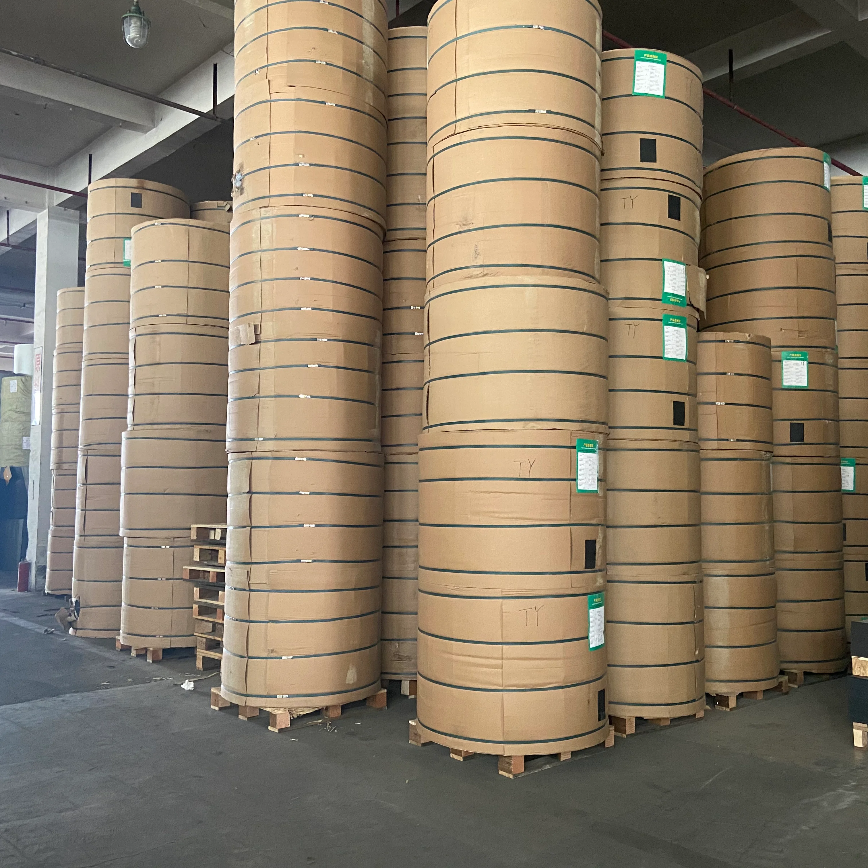 2021 Hot sell high quality cheap wood black paper