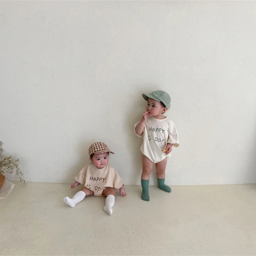Wholesale Baby Bodysuit Short Sleeve Romper Children Soft Cotton Jumpsuit Happy Day Print Design 1 Year Old Baby Clothes