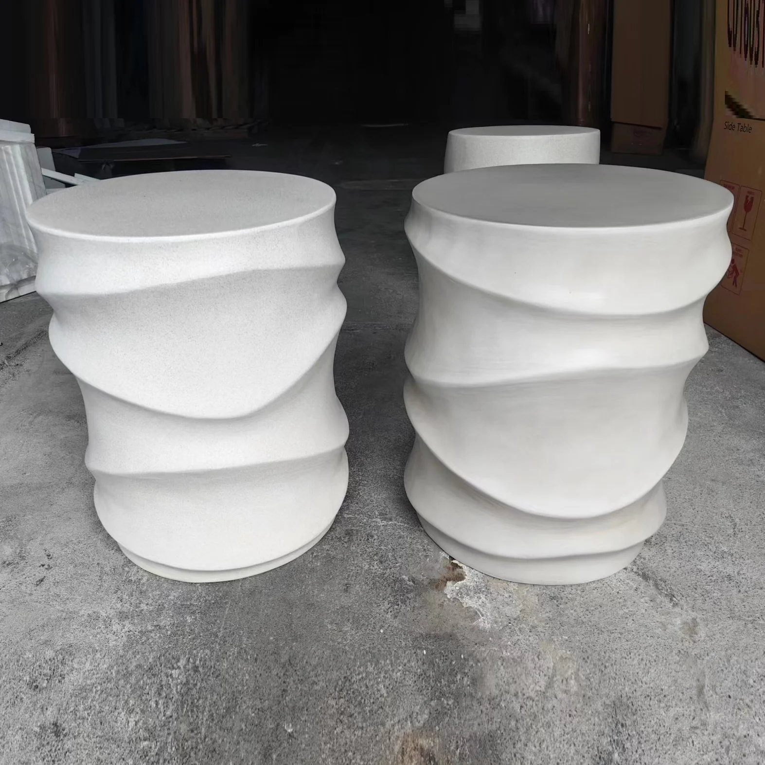 Wholesale Matt White Modern MGO Swizzle Stool End Table Indoor and Outdoor Table Furniture for Home Living Room