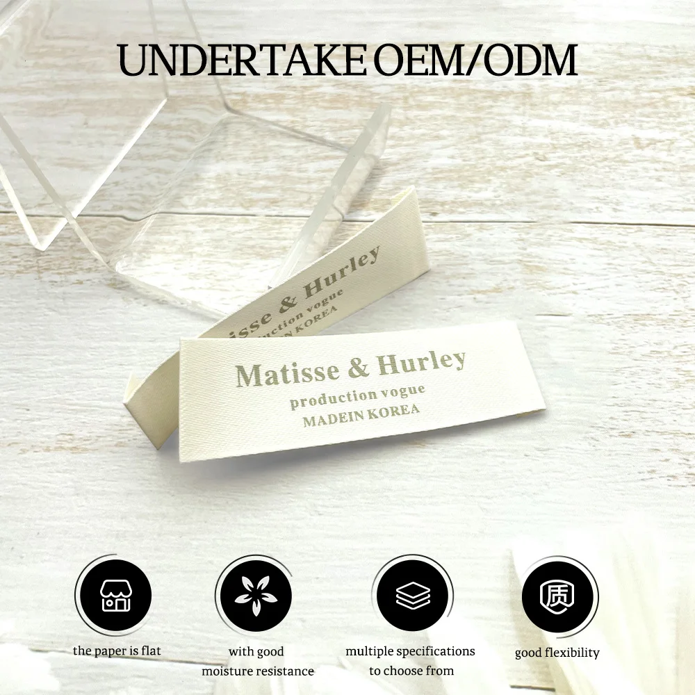 Factory Wholesale White Color No Logo Central Fold Woven Size Standard Labels Tags for Garment