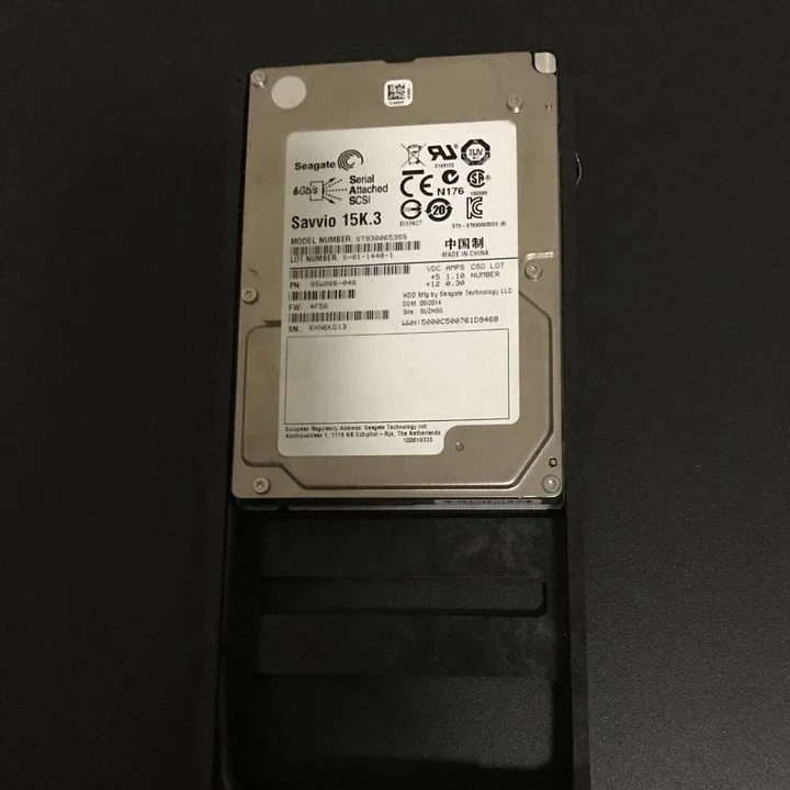 3285276-A 300GB 15K SAS 2.5 for HDS HUS 110 130 150 HDD