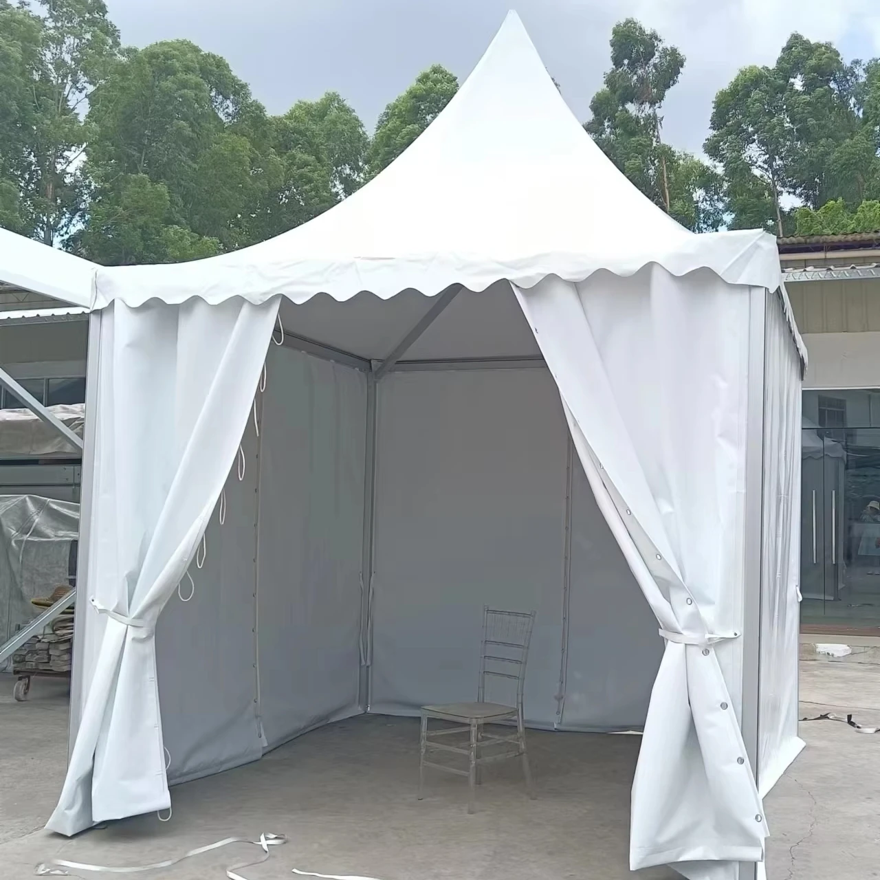 Outdoor Pop Up Pagoda Tent 3x3 5x5m Gazebo Canopy for Party and Wedding Event Tent