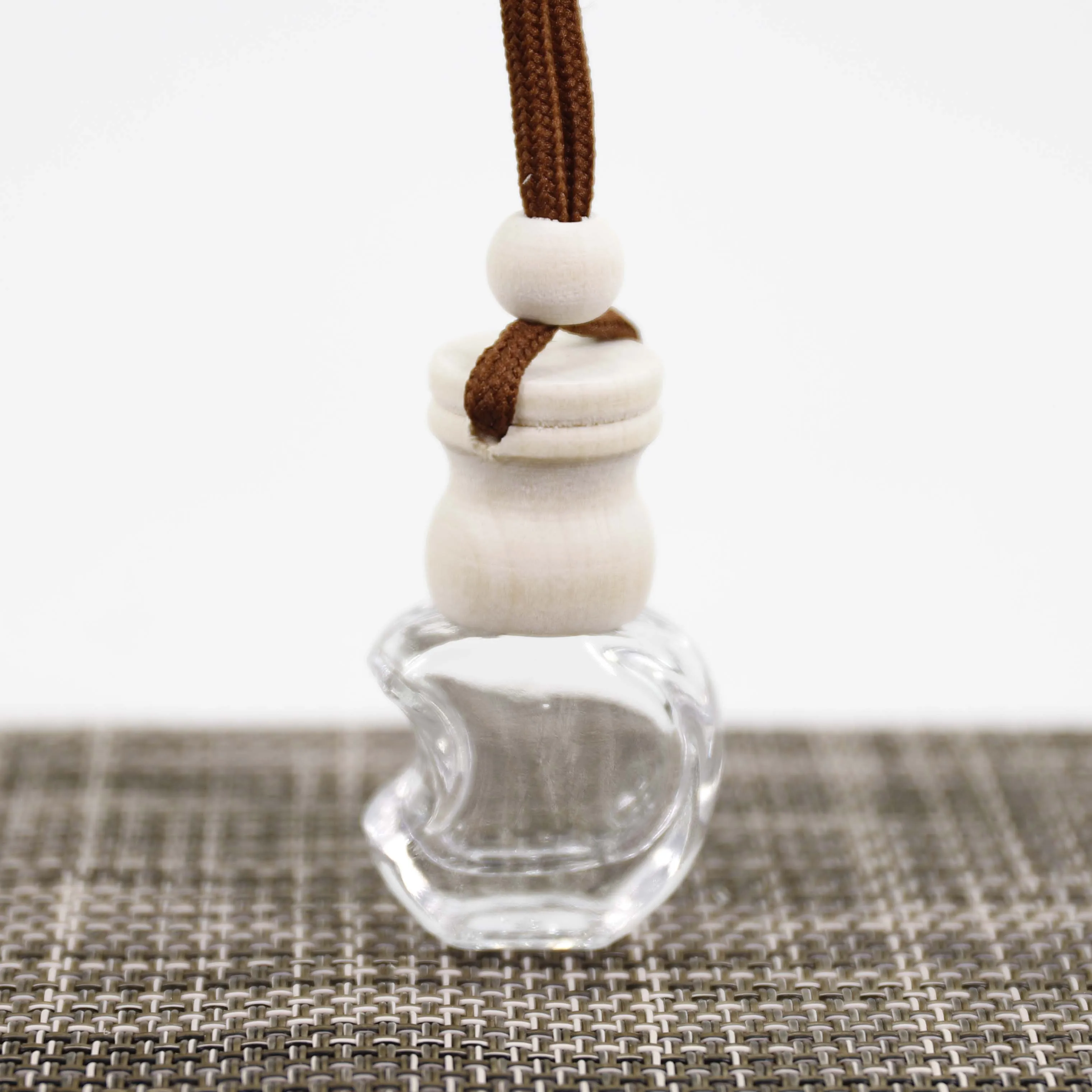 Unique shape 5ml 10ml 15ml glass diffuser refill bottle for perfume