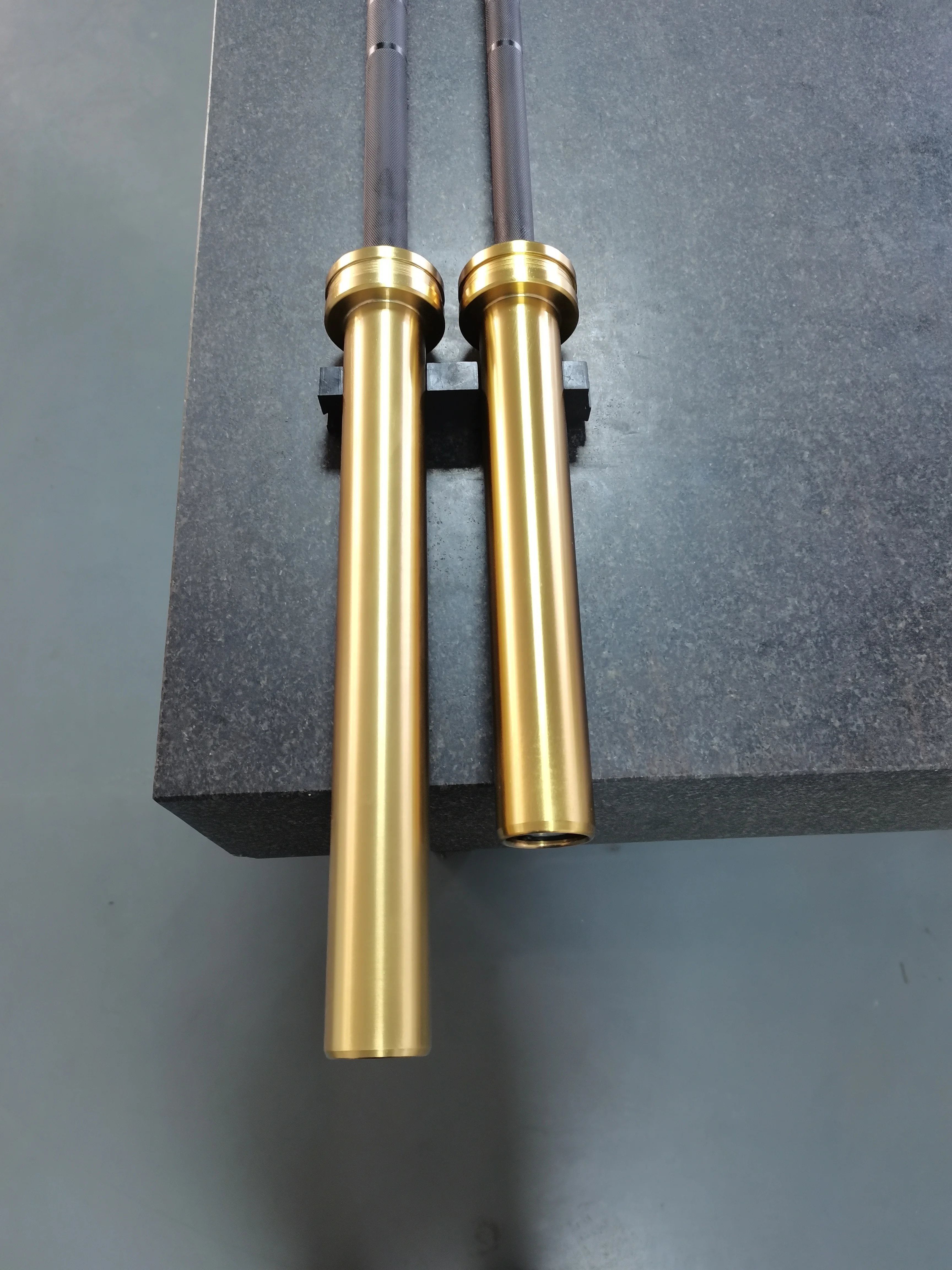 Гильза с титановым золотым покрытием профессиональная штанга для тяжелой атлетики 2000lb 8