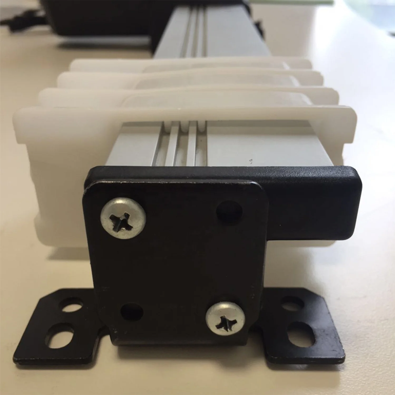 Brushed DC motor electric 6000N linear actuator for TV lift