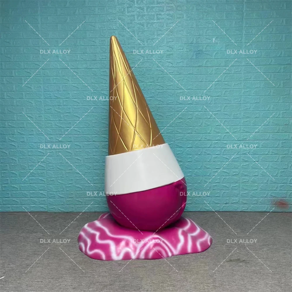 Outdoor Fiber Glass Artificial Giant Ice Cream Cones Sculpture For Party Decoration
