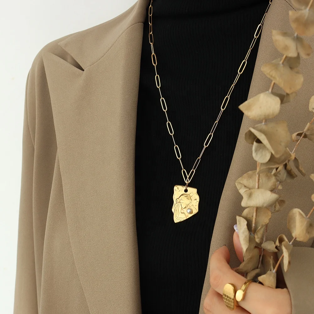 Wholesale Price Titanium Steel Pearl 18K Gold Plated Long Necklace 2022