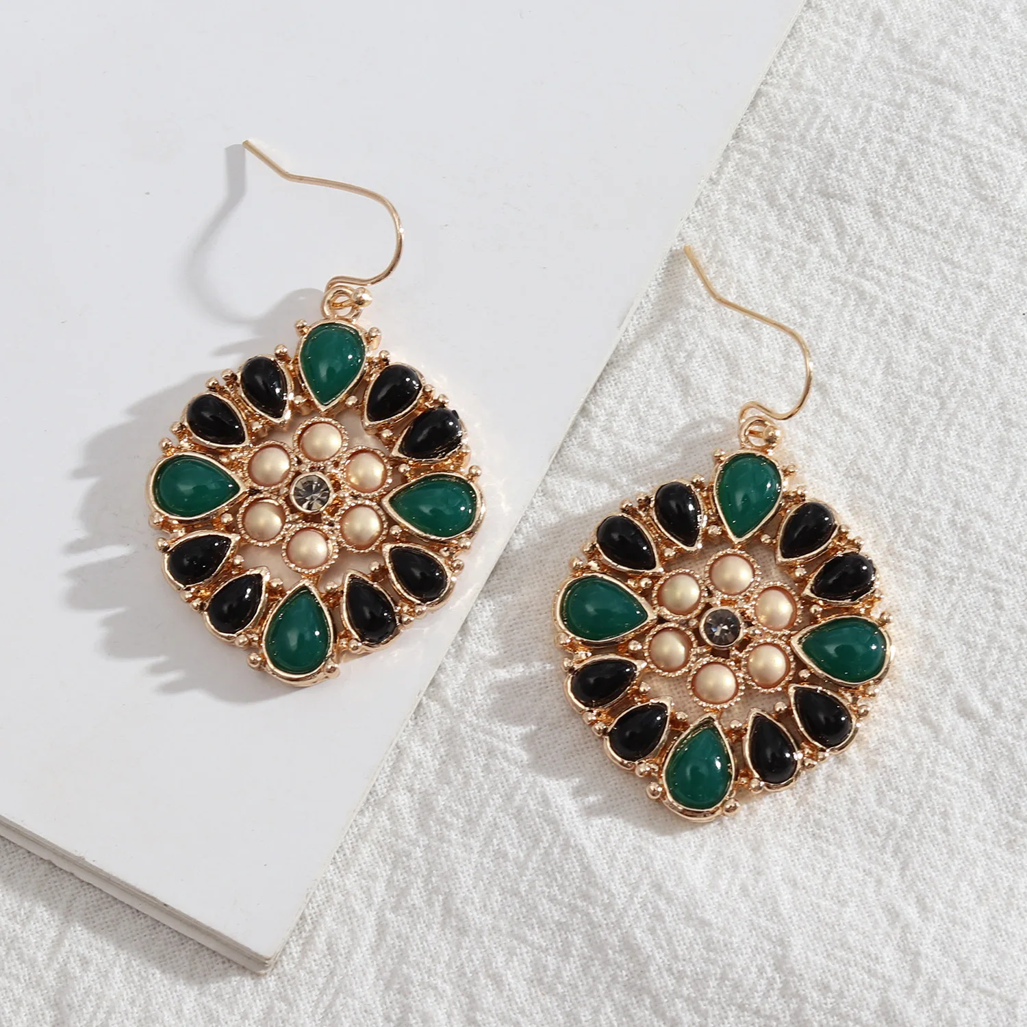 Retro Fashion, Beautiful And Exquisite Temperament, Drop Personalized Earrings For Women