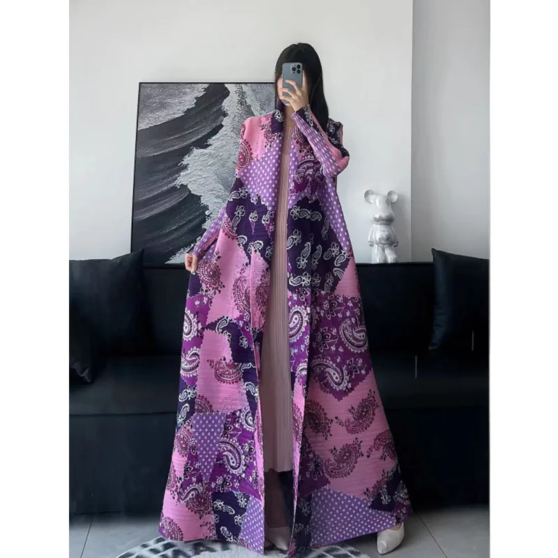 2024 Fashion pleated cardigan long-sleeved coat printed robe