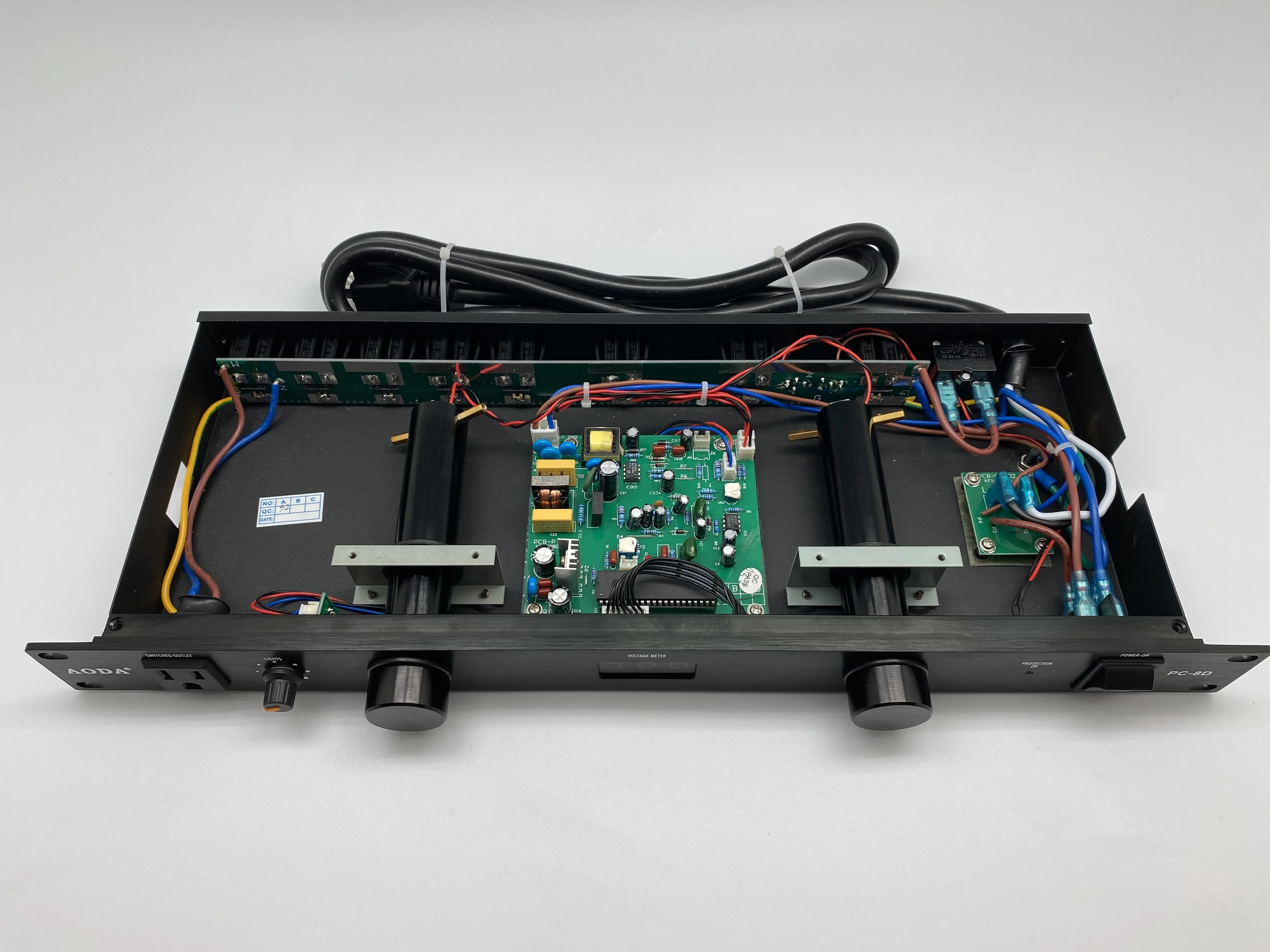 AODA Pro аудио PC-8D Профессиональный распределитель питания процессор наружная сторона цифровой светодиодный вольтметр 8 каналов выходов 50