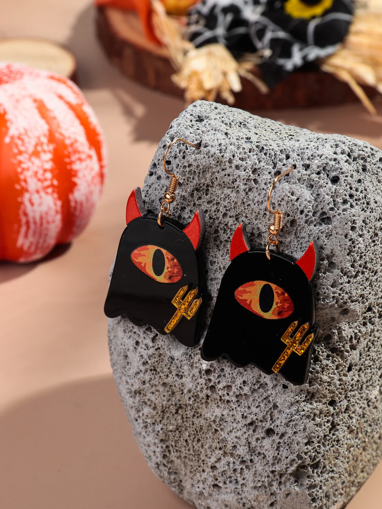 Creative Ghost Halloween Party Jewelry Black One-eyed Demon Gold Glitter Fork Cute Spooky Acrylic Drop Earrings for Girls Women