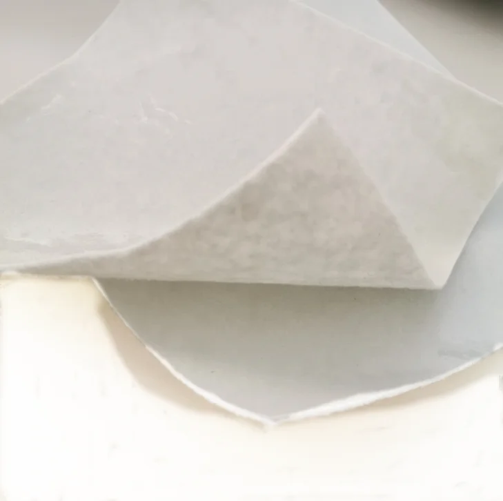 Anti chemical corrosion one layer of polyester mat/PE membrane composite geotextile mat for anti- infiltration