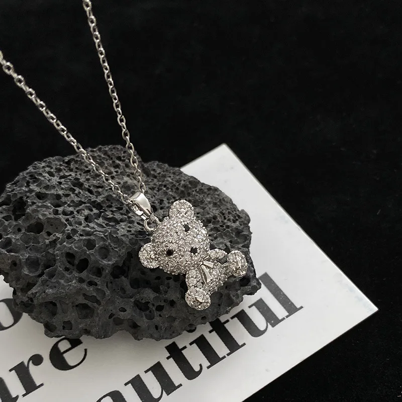 DY Wholesale Trendy Women Bear Pendant Necklace Personalized Titanium Steel Neck Chain Jewelry