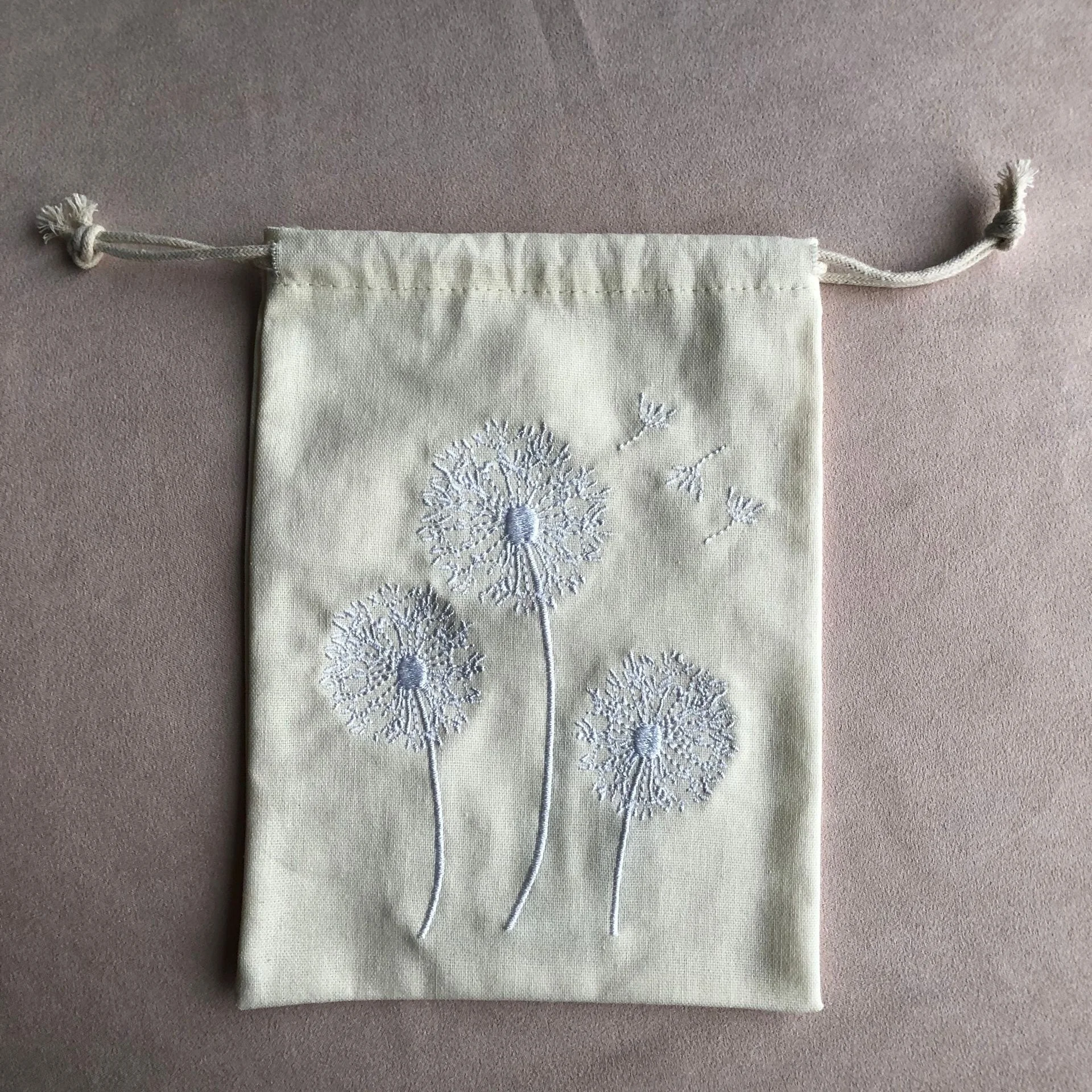 15*20 cm Off-White Cotton Linen Gift Drawstring Pouch Embroidery Logo Linen Drawstring Packaging bag