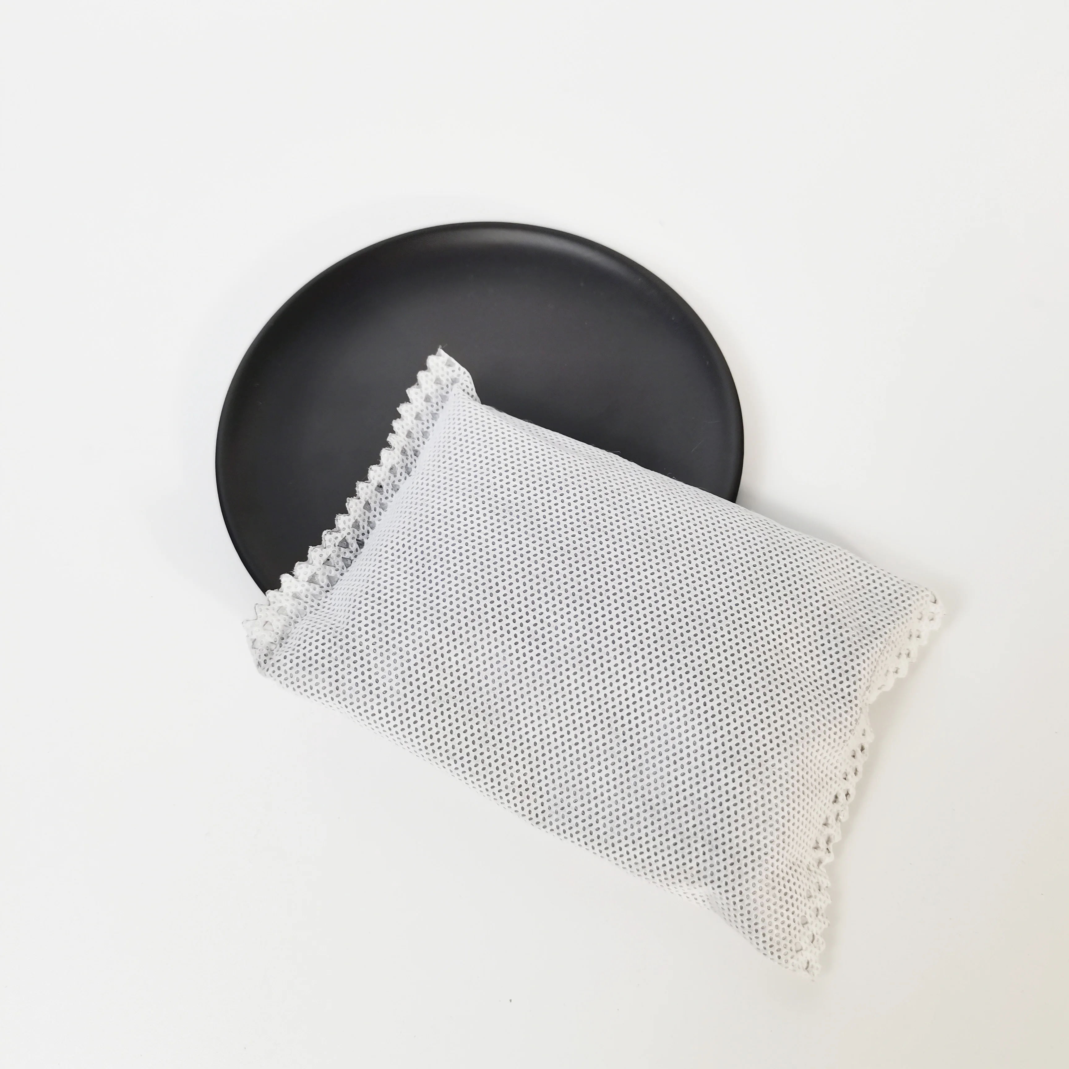 Wardrobe moisture absorption dispersing formaldehyde bamboo charcoal deodorizer bag activated carbon air purifying bags