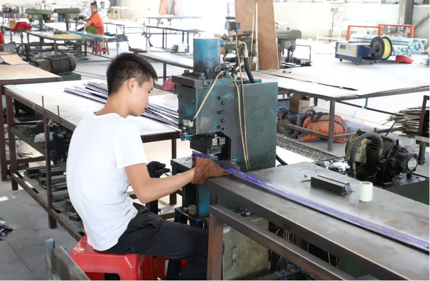 High quality custom hinges wooden cabinet hinge heavy duty iron hinge door