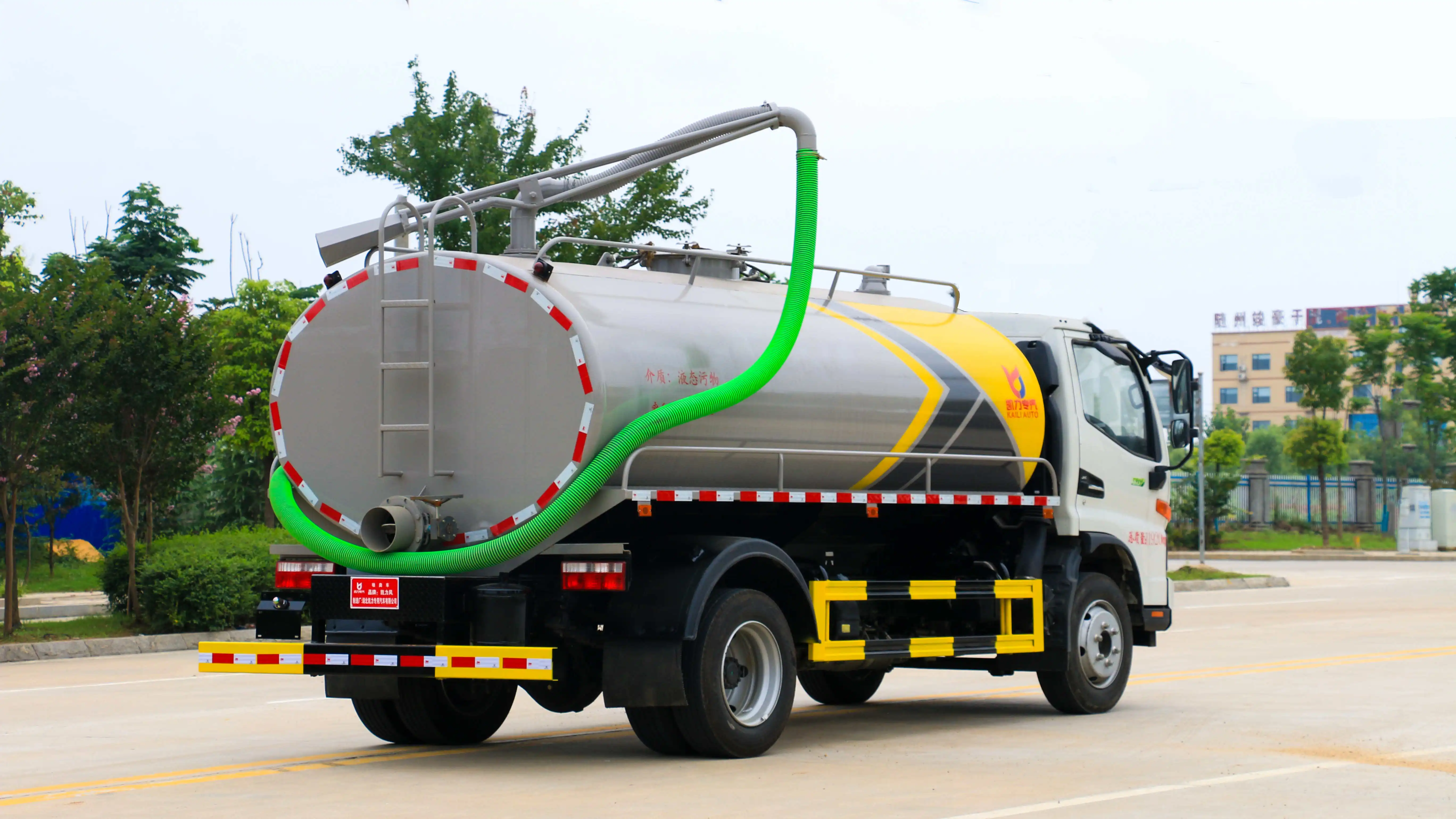 China 4*2 JAC 8 cubic meters septic tank septic tank sewage sewer sewage cleaning truck sanitation trucks