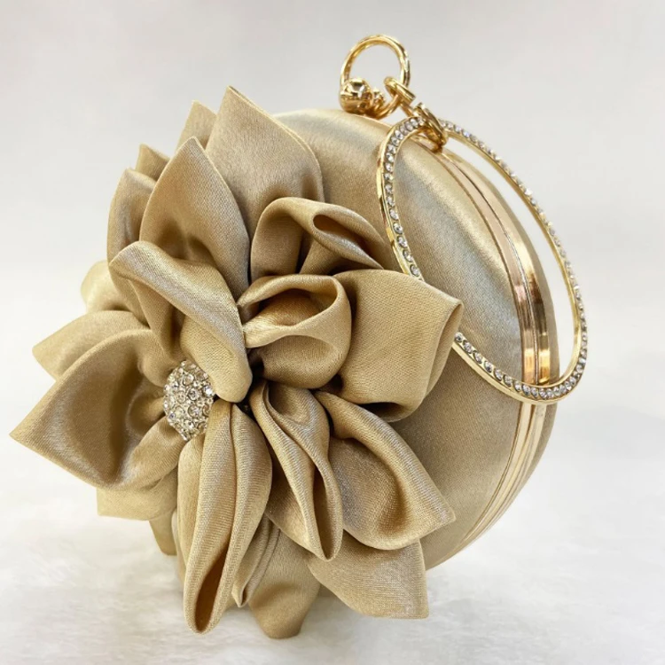 
2021 Rhinestone Chain Diagonal Bag Party Wedding Wallet Cute Clutch Bag Fashion Handbag Flower Evening Bag Handbag Woman 