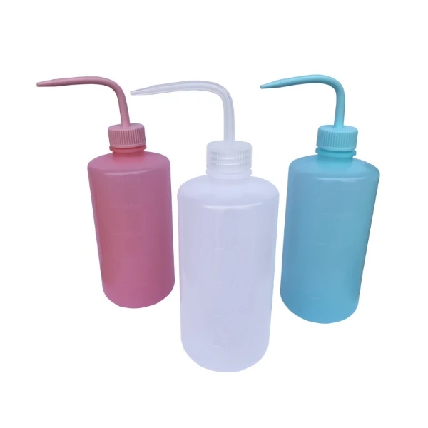 100ml 150ml 250ml PE Watering Bottle Soft Squeeze Bottle salon Wash Bottle Screw Cap with Bent Nozzle