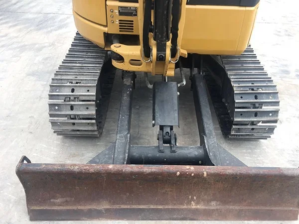 Отличный гидравлический экскаватор б/у CAT 303E хорошая производительность низкая цена подержанный на складе лицензированный EPA и EC