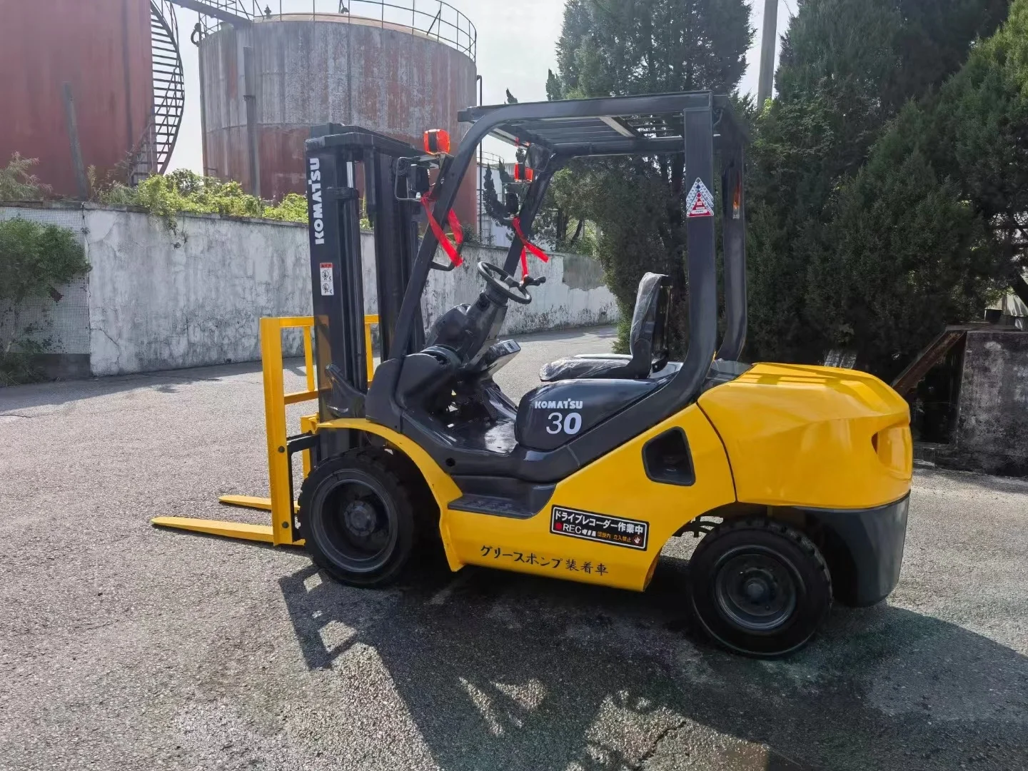 Used Japan forklift secondhand Multifunction excavator  toyota Japan forklift parts  for sale