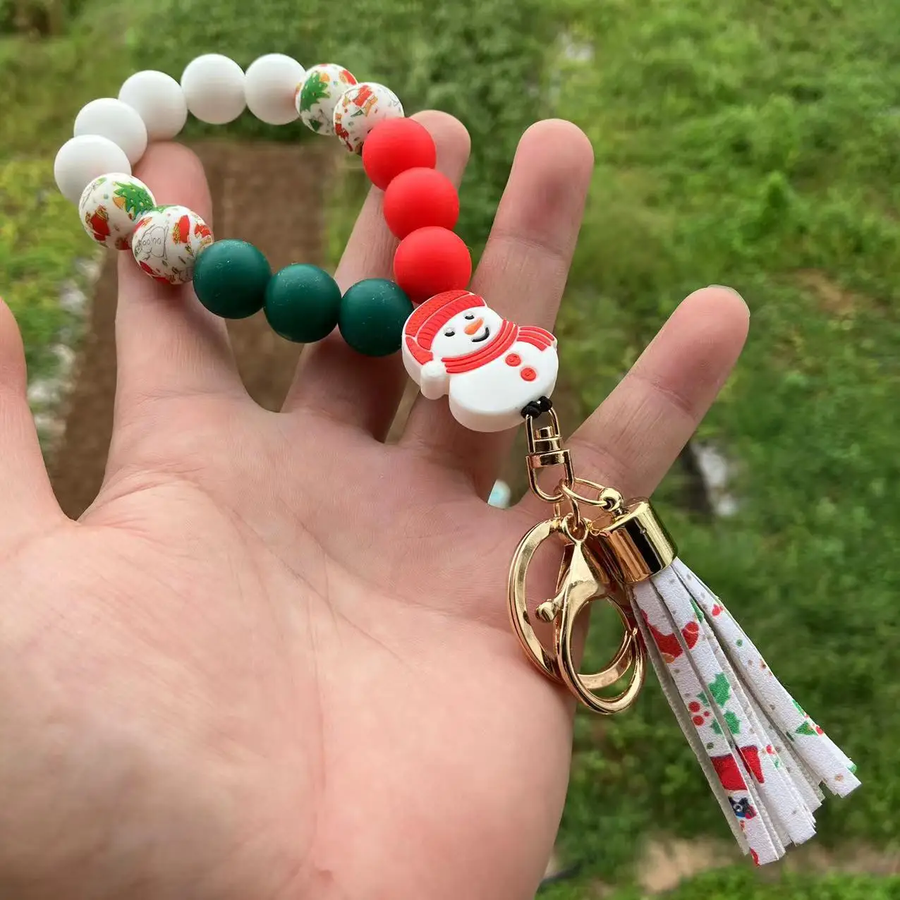 9 Colors Christmas Custom Silicone Snowman Tree Beaded Keychain Wristlet Keyring Bracelet for Women Bag