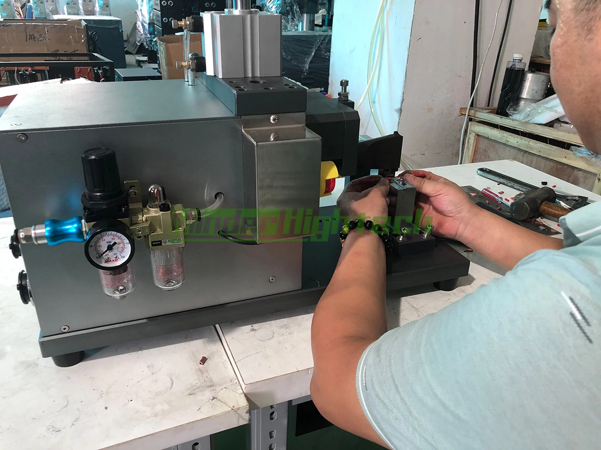 Ultrasonic Metal Spot Welder ultrasonic welding machine