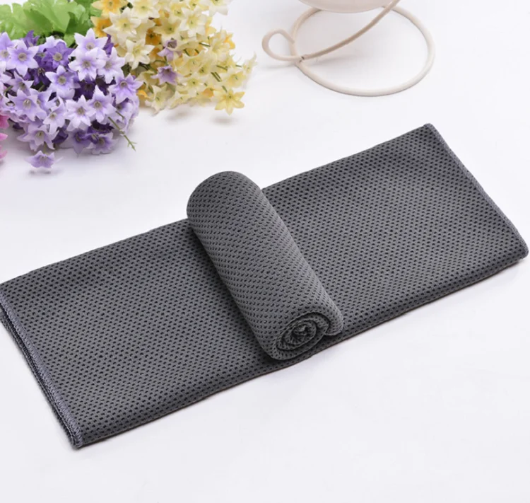 Полотенце из микрофибры с мгновенным охлаждением и логотипом на