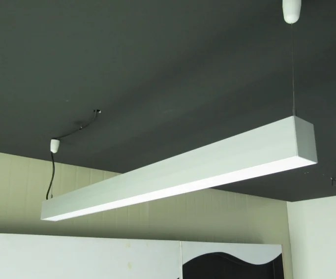 Seamless Continuously Running ETL Approval LED Ceiling Light High Quality 4ft 40W 4400lm Aluminum Plastic White Modern 80 50000