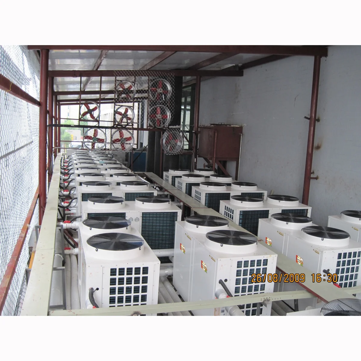 Smart operation air to water heat pump water heater for commercial building like hotel, school, hospital