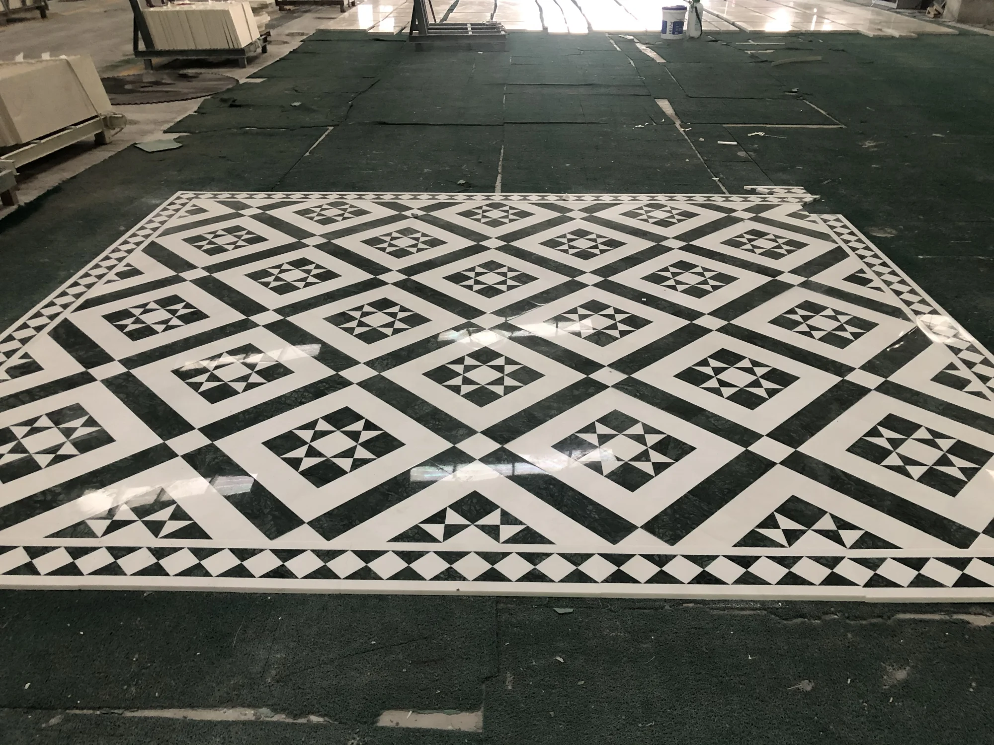 Thassos White Marble and Green Marble Stone  Waterjet Medallions Floor Tiles for Luxury Villa Decoration