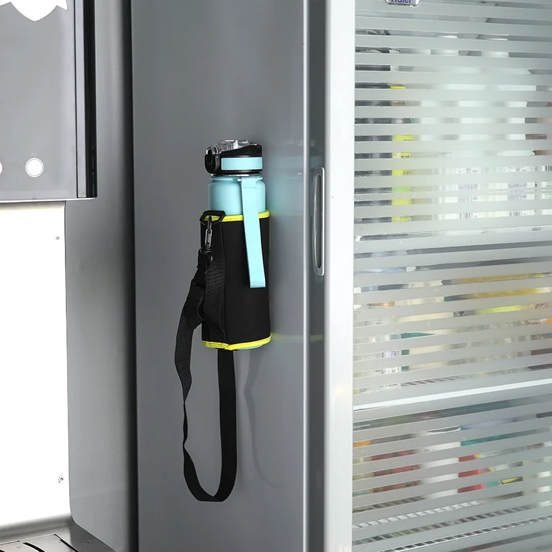 Multifunction Sleeve Magnetic Attraction Stainless steel Insulated Water Bottle for Fitness Gym Cycling